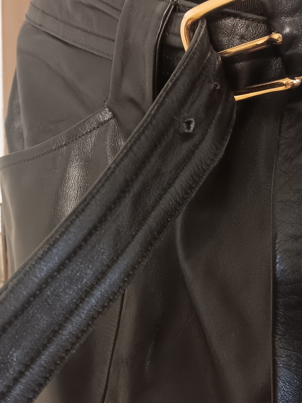 Gucci Black Satin-Lined Leather Pants with Embroidered Label W. 32. L 42 - Picture 2 of 10